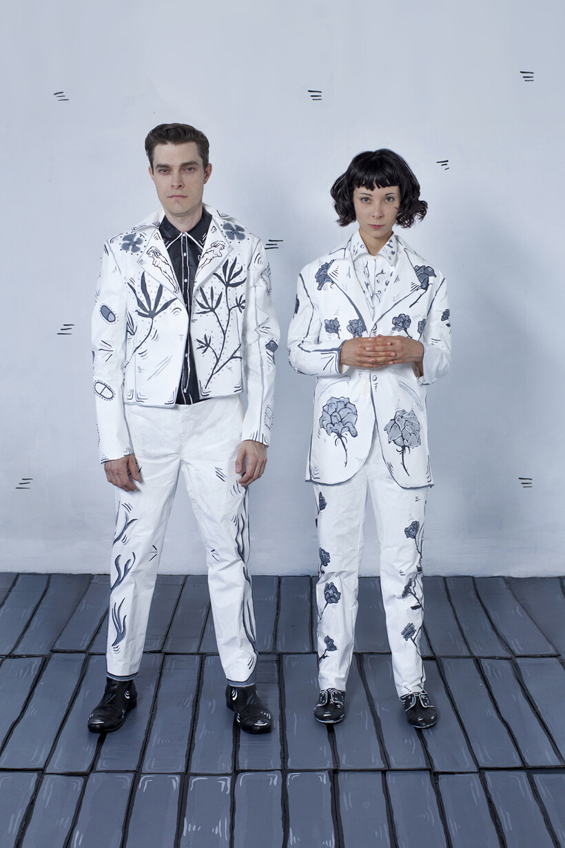 PaperThin Hotel Meer