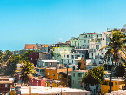 À Valparaíso, les maisons en cascade racontent une autre forme de complexité : celle d’un monde construit couche après couche, histoires sur histoires, humains sur humains