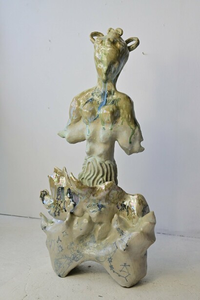 Elizabeth Insogna, Aphrodite on the cliffs, 2025. Courtesy of Freight + Volume