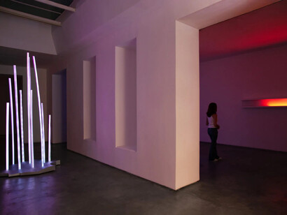 Daniel Canogar, Panoramic, exhibition view. Courtesy of Galería Max Estrella