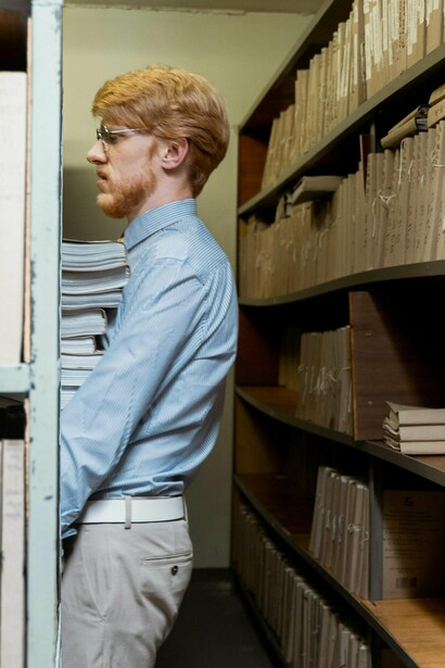 O bibliotecário precisa entender e atender o seu público. Para isso, ele precisa conhecer o perfil do usuário da sua biblioteca, das suas necessidades e demandas e saber onde ele se encontra e quais são as suas preferências leitoras. Para isso, o bibliotecário precisa estabelecer um diálogo contínuo com o usuário, construir uma relação de proximidade e de confiança