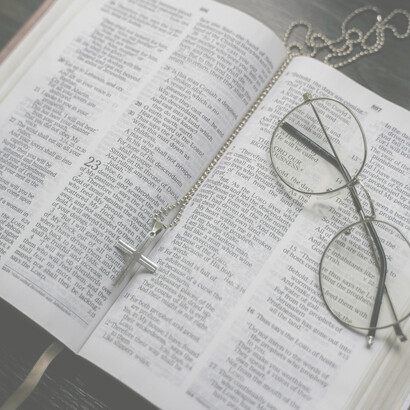 Volle Kirchen und wachsende klösterliche Gemeinschaften widersprechen der Vorstellung, dass sich Modernität und Religion nicht vereinbaren lassen