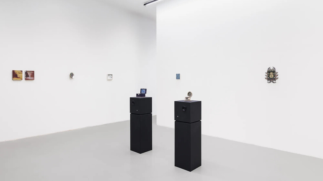 Various artists, A house the size of a shell, exhibition view. Courtesy of Galerie Lisa Kandlhofer