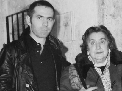 L'artista Bonaldi Giovanni con Alda Merini.