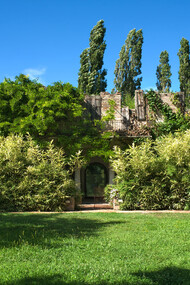 La biblioteca di Franco Maria Ricci, che ospita oggi parte della sua collezione d’arte e l’intera collezione bodoniana, foto Marco Campanini