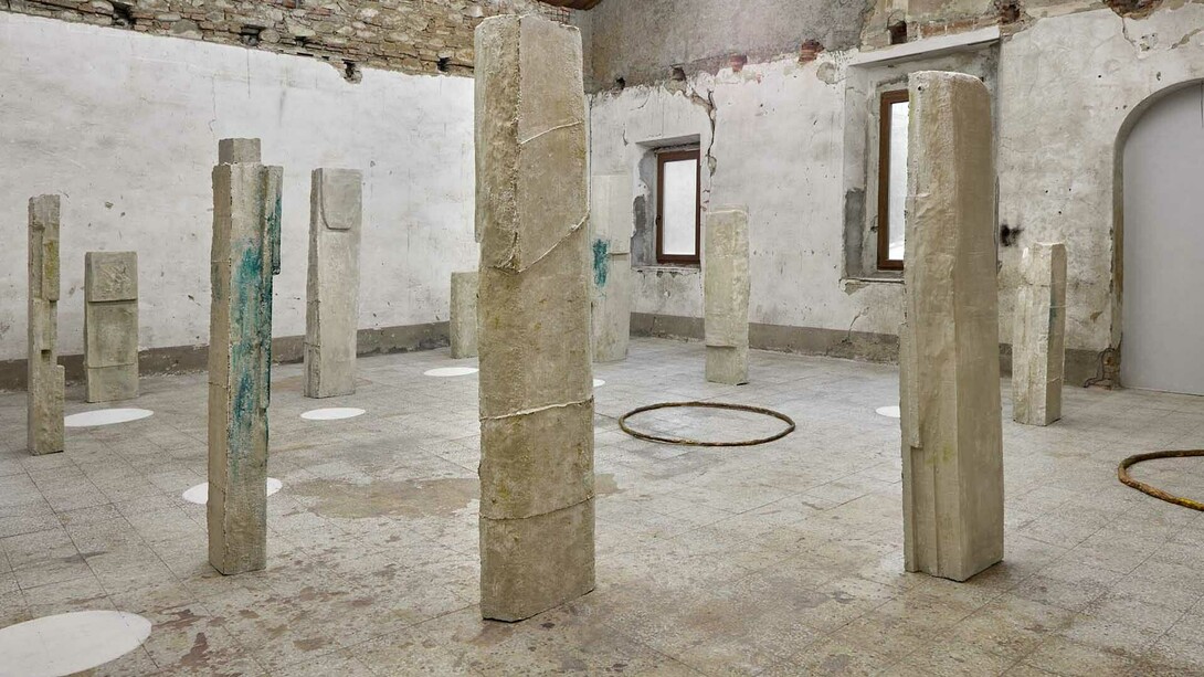 Esther Kläs, 22, vista della mostra. Cortesia di SpazioA