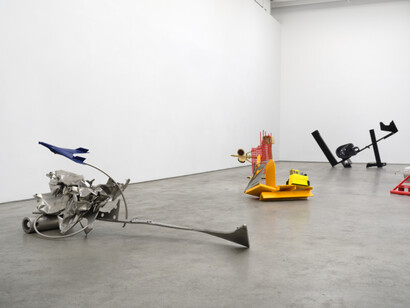 Peter Bradley, Ten sculptures, exhibition view. Courtesy of Karma Gallery