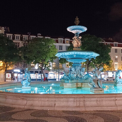 Las estadísticas de las organizaciones que velan por la seguridad del país (Policía de Seguridad Pública y Policía Judiciaria), informaron que los índices de criminalidad han disminuido sostenidamente en los últimos años. La Plaza de Pedro IV (Plaza Rossio), 2023, en Lisboa, Portugal