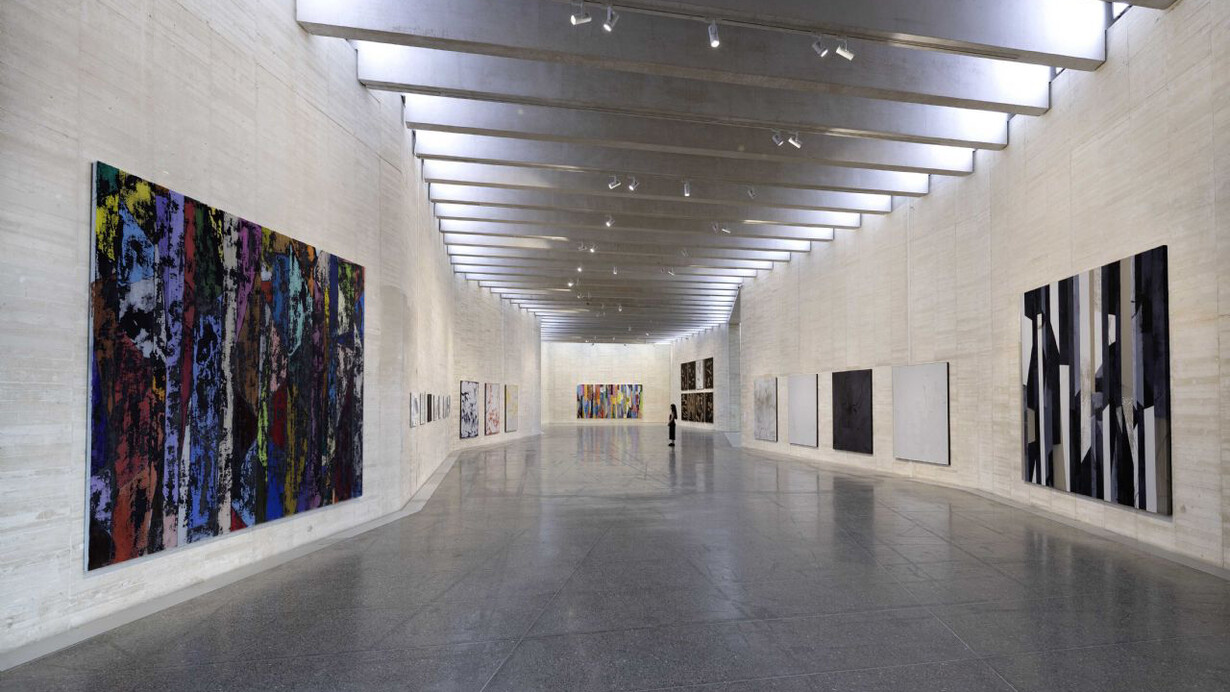 Secundino Hernández, Estación total [Total season], exhibition view. Courtesy of MUSAC