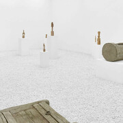 Laurent Le Deunff, Kuriosität, exhibition view. Courtesy of Sies + Höke Galerie