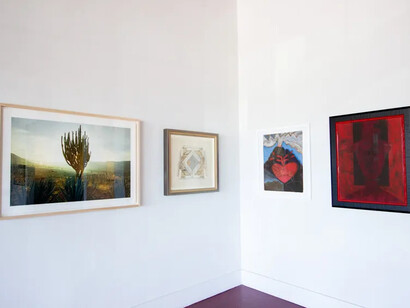 Various artists, Paper trails, exhibition view. Courtesy of Ruiz-Healy Art 
