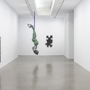 Various artists, Rotation, exhibition view. Courtesy of Galerie Thomas Schulte 