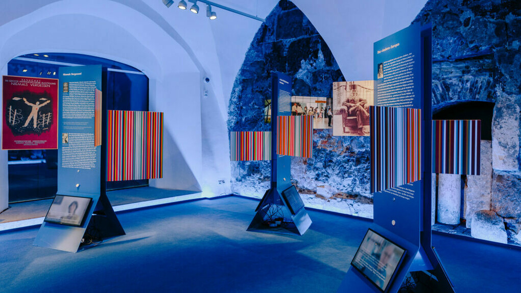 The last europeans, exhibition view. Courtesy of GrazMuseum