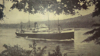 Postal del Winnipeg. El viaje del Winnipeg en 1939, impulsado por Pablo Neruda, encarnó un gesto histórico de solidaridad que transformó el exilio republicano español en memoria viva y legado cultural