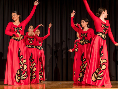 "Vienna Hay“. Armenian life in Vienna. Courtesy of Musa Museum