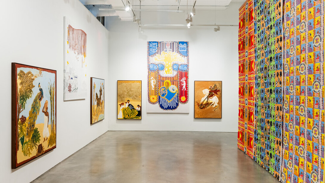 Alberto Pitta e Elian Almeida, Carnival, struggle and other brazilian stories, vista da exposição. Cortesia da Galeria Nara Roesler