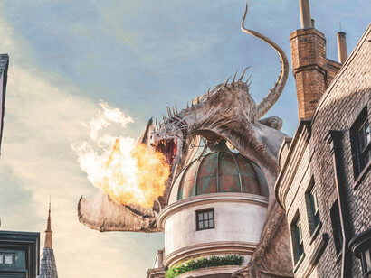 A horrible monster ready to come crashing down