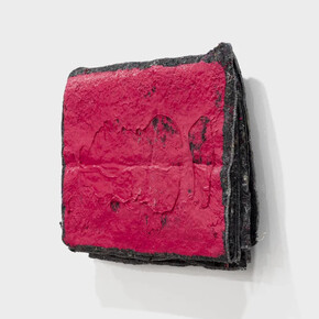 Carlos Bunga, Free standing painting # 61, 2023. Cortesia da Galeria Nara Roesler