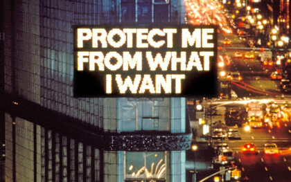 Jenny Holzer, Protect me from what I want, de la serie Survival (1983–85), 1985, Times Square, Nueva York, Estados Unidos