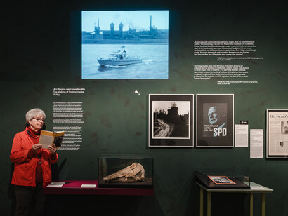 Natur und deutsche geschichte, ausstellungsansicht. Mit freundlicher genehmigung der Bundeskunsthalle