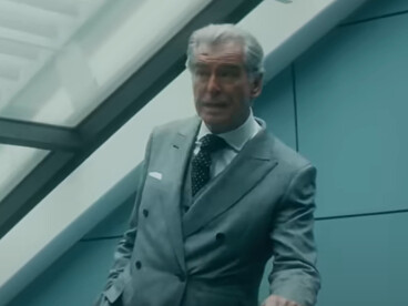 Pierce Brosnan as Arthur Steiglitz, head of the NCSC who runs the London office with a sure hand and ultimate authority