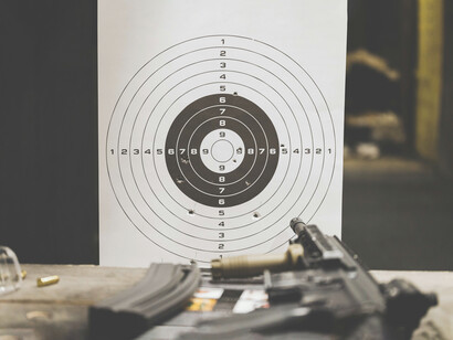 Lejos de consolidarse una paz duradera, los conflictos armados continuaron multiplicándose durante la segunda mitad del siglo XX y el siglo XXI