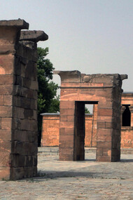 Foto del Templo de Debod, Madrid, España. Colección Jorge M. González