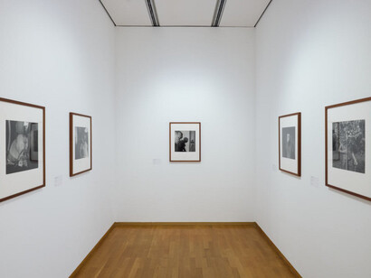 Various artists, Street photography, exhibition view. Courtesy of Museum Ludwig