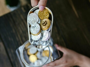 Stablecoins under the GENIUS Act must maintain 100% verified reserves