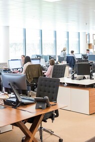 Cosa succederebbe se Galileo Galilei, il famoso genio del Seicento, venisse contattato da un moderno call center?