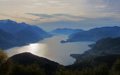 Panoramica del Lago di Como e in particolare della Località di Bellagio vista dal Monte Grona. Foto scattata in località Plesio (Como)