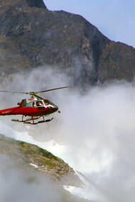 Secours en montagne. les secours en montagne doivent être organisés de manière professionnelle et dotés des moyens adéquats