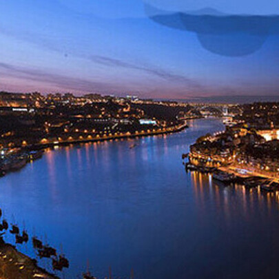 Las consecuencias del discurso de odio son profundamente perjudiciales para las personas migrantes, y su normalización representa un gran riesgo para la sociedad como un todo. Puente Don Luis I, Oporto, Portugal