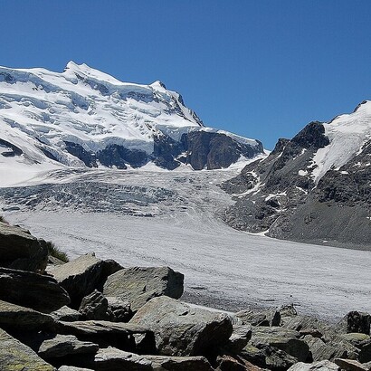 Follow the Ice unisce scienza, esplorazione e responsabilità verso le generazioni future. Massiccio Grand Combin, Svizzera