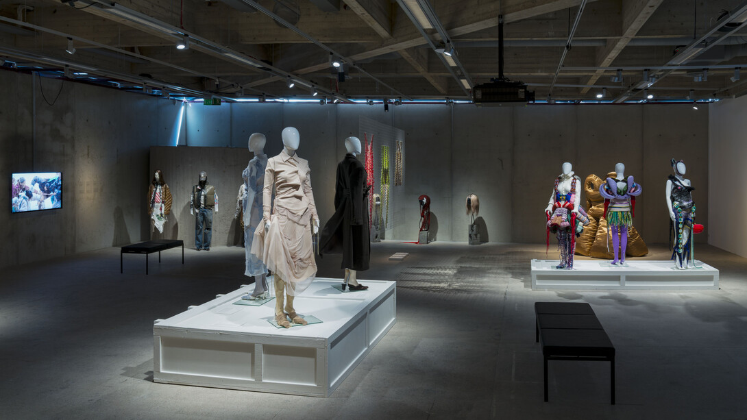 Social fabric, exhibition view. Courtesy of EMMA