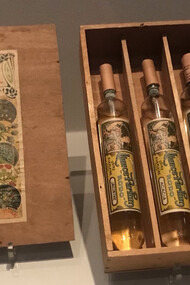 Alphonse Mucha. Qu’il s’agisse du lancement du parfum Rodo, des bières de la Meuse ou du papier à cigarettes JOB, toutes les grandes marques veulent s’associer au modernisme, le style Mucha