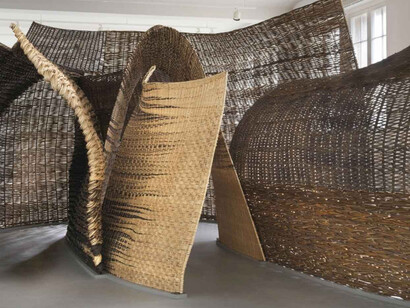 Various artists, All hands on, basketry! Exhibition view. Courtesy of Museum Europäischer Kulturen