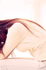 Mujer sufriendo un ataque de ansiedad. Una de cada 14 personas cumple criterios de padecer un trastorno clínicamente relevante