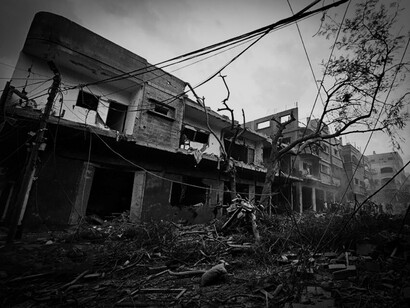 Paysages de destruction dans la bande de Gaza en 2023 où les civils restent les premières victimes des violences armées