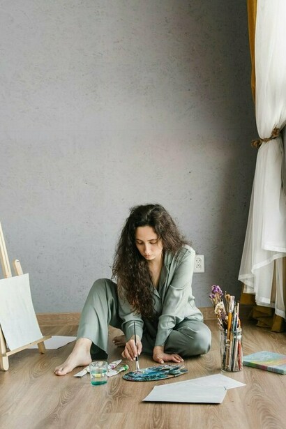 Estou fazendo mistério sobre o assunto e nem sei por que, eu acho que já devia ter falado, desenvolvido o assunto e resolvido o texto, mas estou enrolando com o intuito de te prender aqui, afinal na data em que sai essa crônica as pessoas estão mais interessadas nas festas do que em ler um texto de um chato falando sobre o sonho que ele realizou depois de passar quase a vida toda achando que não podia realizar e se roendo de inveja de quem fazia. Que coisa!