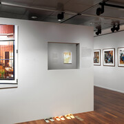 Divers artistes, Thuis. Le sentiment d’appartenance dans l’art contemporain, vue d'exposition. Avec l'aimable autorisation du Museum Het Rembrandthuis