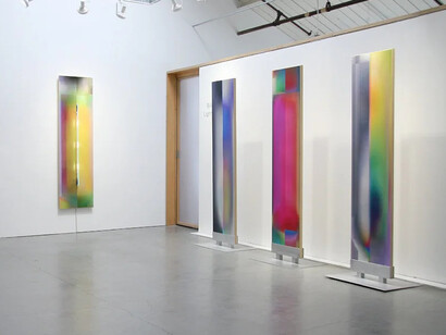 Bill Kane, Light bodies, exhibition view. Courtesy of Themes+Projects