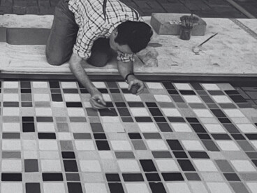 Gerhard Richter travaillant son œuvre 4096 Farben