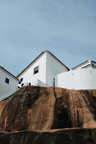 Convento da Nossa Senhora da Penha em cima de morro de 154 metros de altitude com vista para as cidades de Vitória e Vila Velha, ambas no estado do Espírito Santo, Brasil 