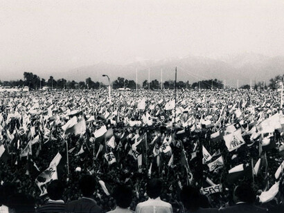 Celebración ciudadana en Santiago por el triunfo del No en el plebiscito de 1988