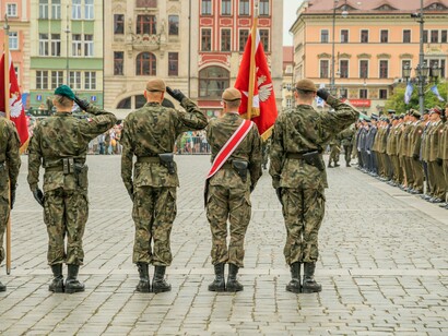Polish Armed Forces Day 2024: Soldiers gathered in Wrocław’s Market Square, Lower Silesian Voivodeship, Poland