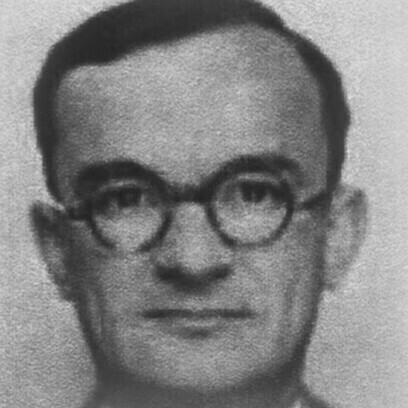 Au début, il a trouvé sa voie dans l'œuvre d'Albert Lautman