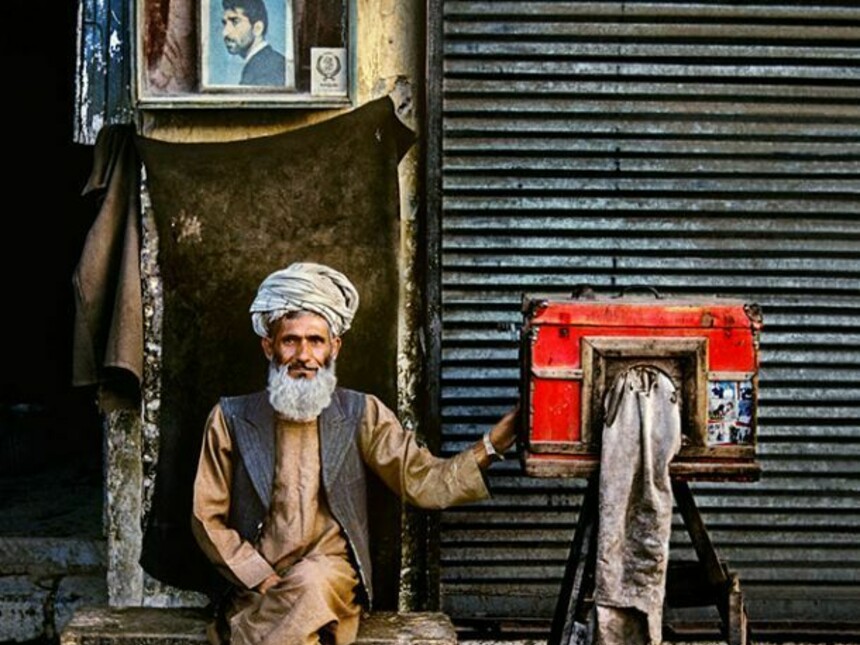 Copyright Steve McCurry/HuxleyParlour Gallery HuxleyParlour Gallery