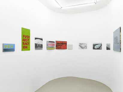 Miriam Cahn, Traumbefehl, exhibition view. Courtesy of Meyer Riegger