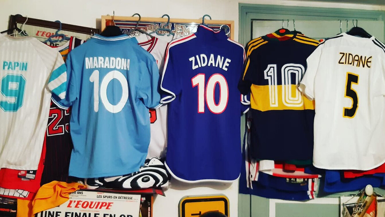 Les événements sportifs et culturels deviennent des scènes où le vintage sportif s’impose comme un élément central du style des jeunes générations